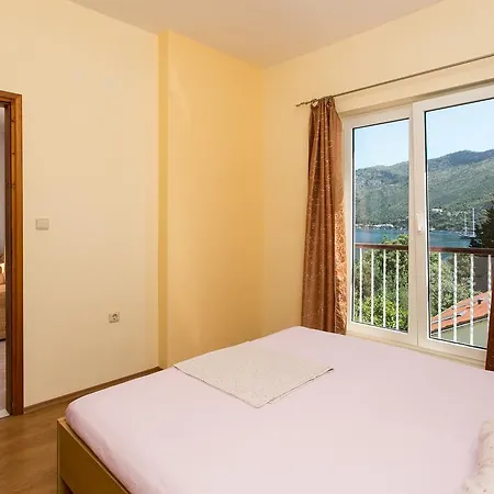 Marina Apartman