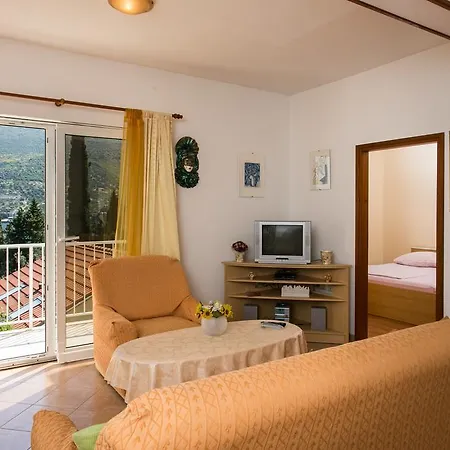 Apartman Marina *